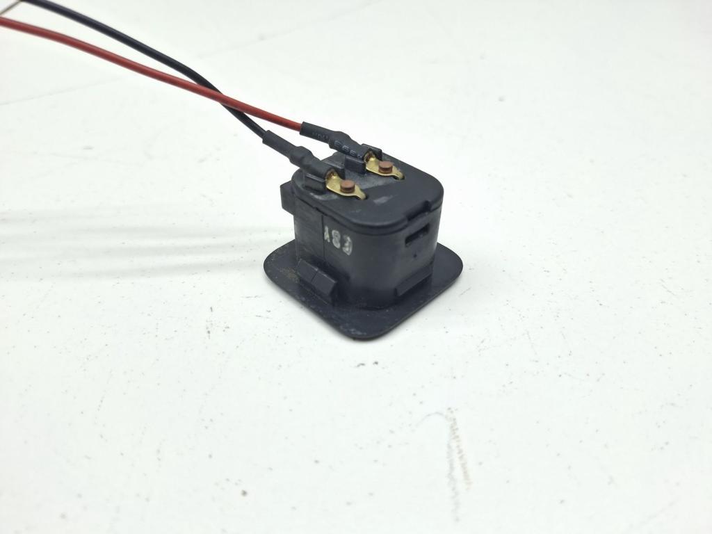 Кнопка открывания багажника, 1000 рублей, Пермь