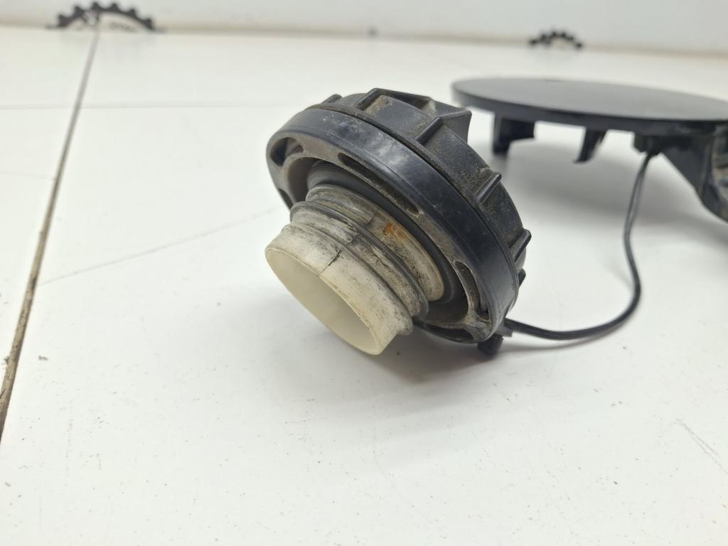 Лючок бензобака, 1000 рублей, Пермь