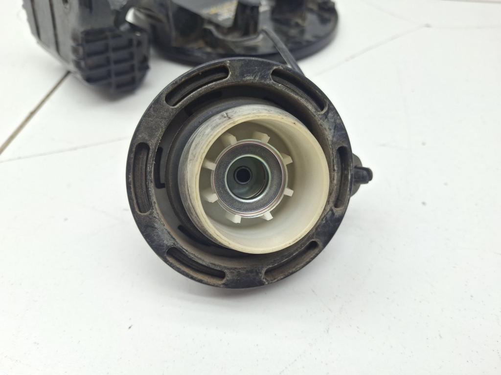 Лючок бензобака, 1000 рублей, Пермь