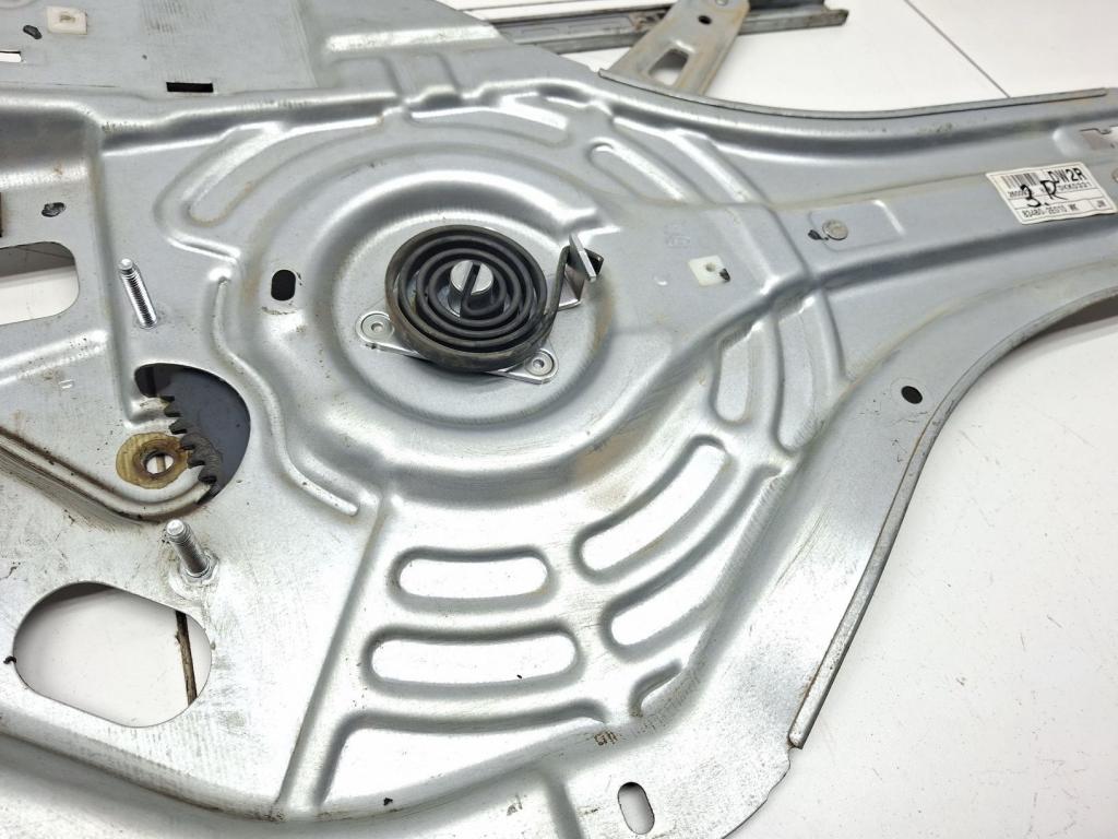 Стеклоподъемник задний правый, 1000 рублей, Пермь