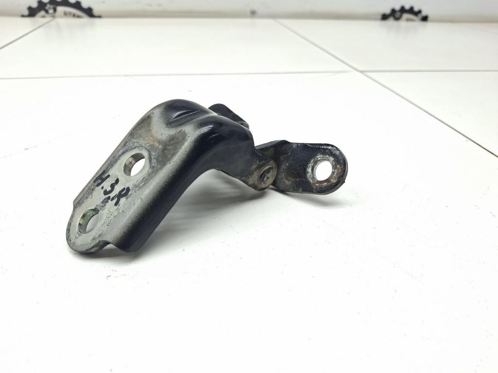 Петля двери задней правой нижняя, 500 рублей, Пермь