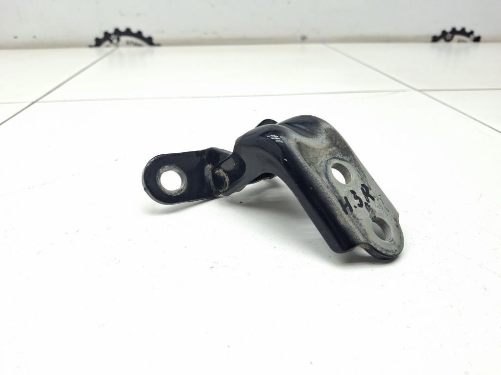 Петля двери задней правой нижняя, 500 рублей, Пермь