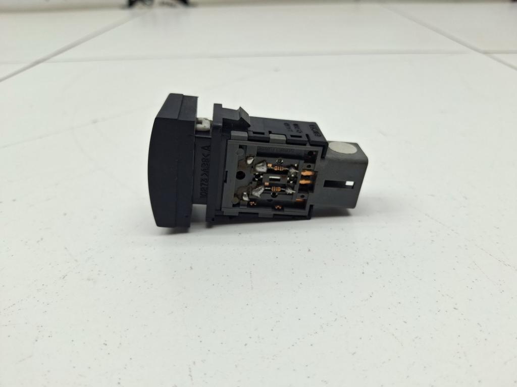 Кнопка противотуманки, 500 рублей, Пермь