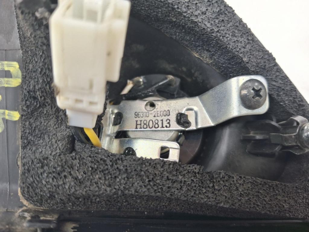 Крышка зеркала внутренняя левая, 700 рублей, Пермь