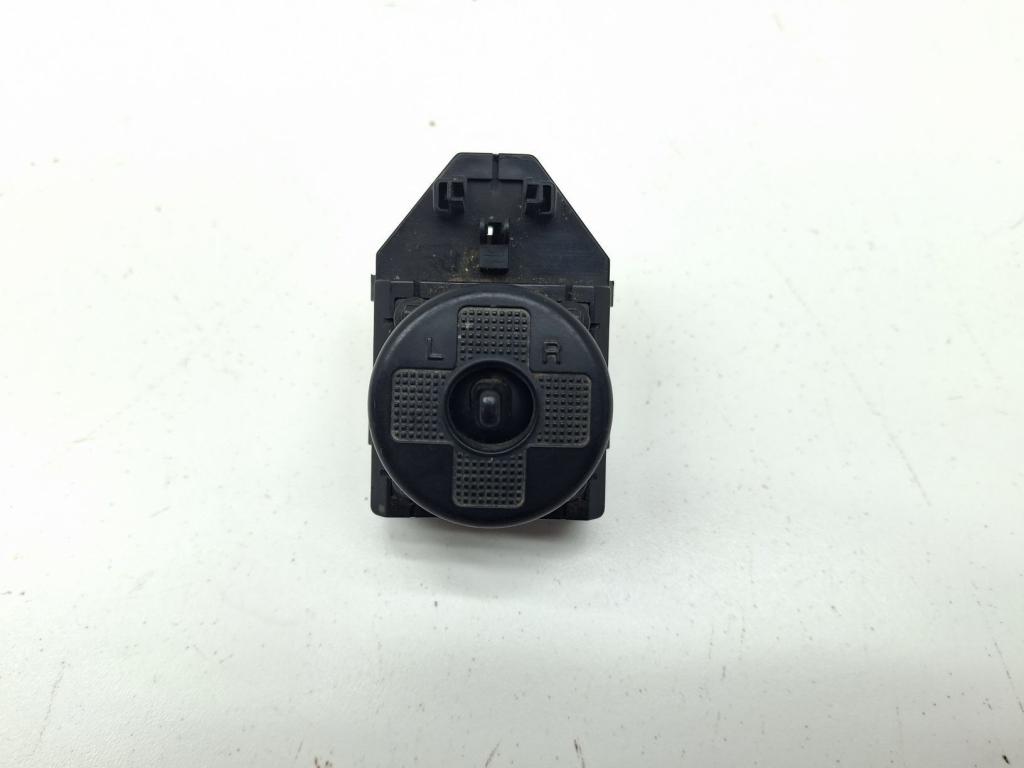 Переключатель регулировки зеркала, 500 рублей, Пермь