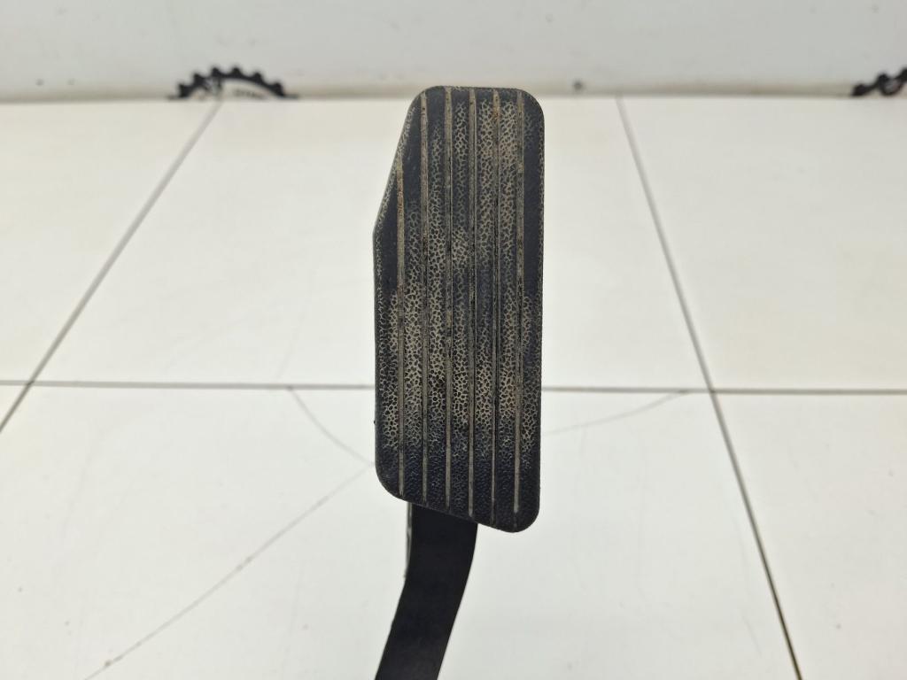 Педаль газа, 1000 рублей, Пермь