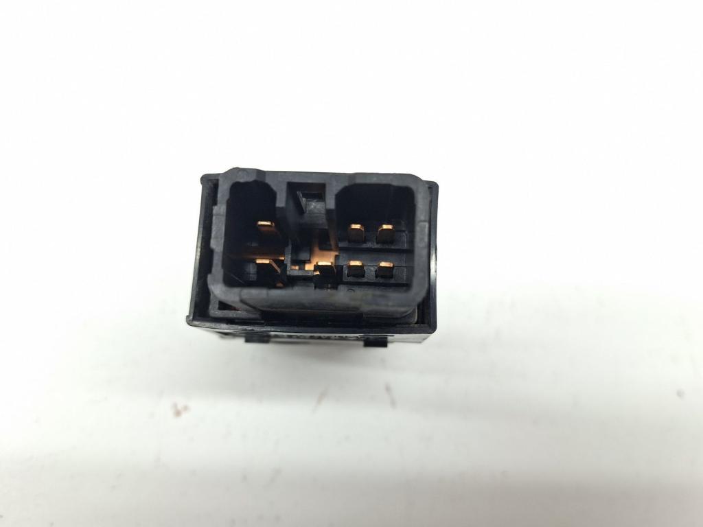 Кнопка стеклоподъемника, 500 рублей, Пермь