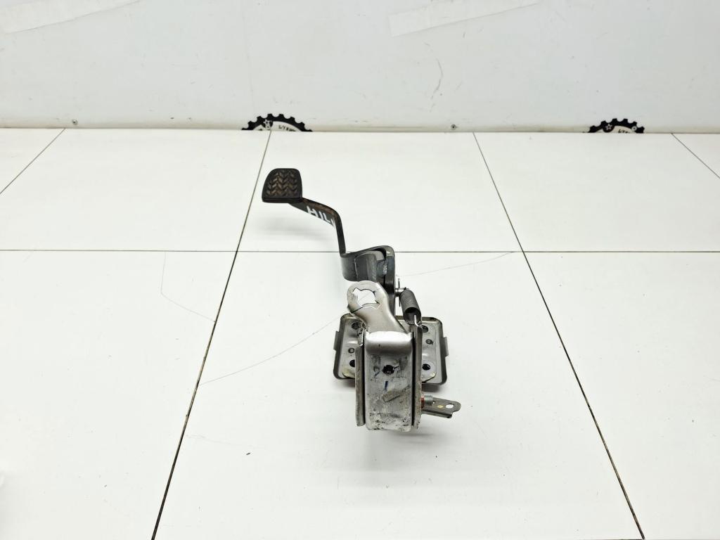 Педаль тормоза, 500 рублей, Пермь