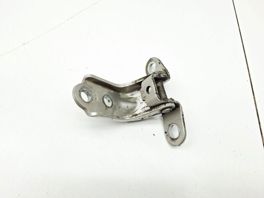 Петля двери задней правой нижняя, 500 рублей, Пермь