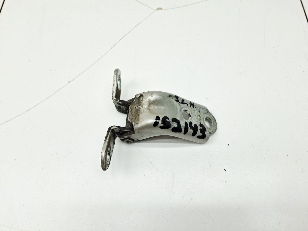 Петля двери задней левой нижняя, 500 рублей, Пермь