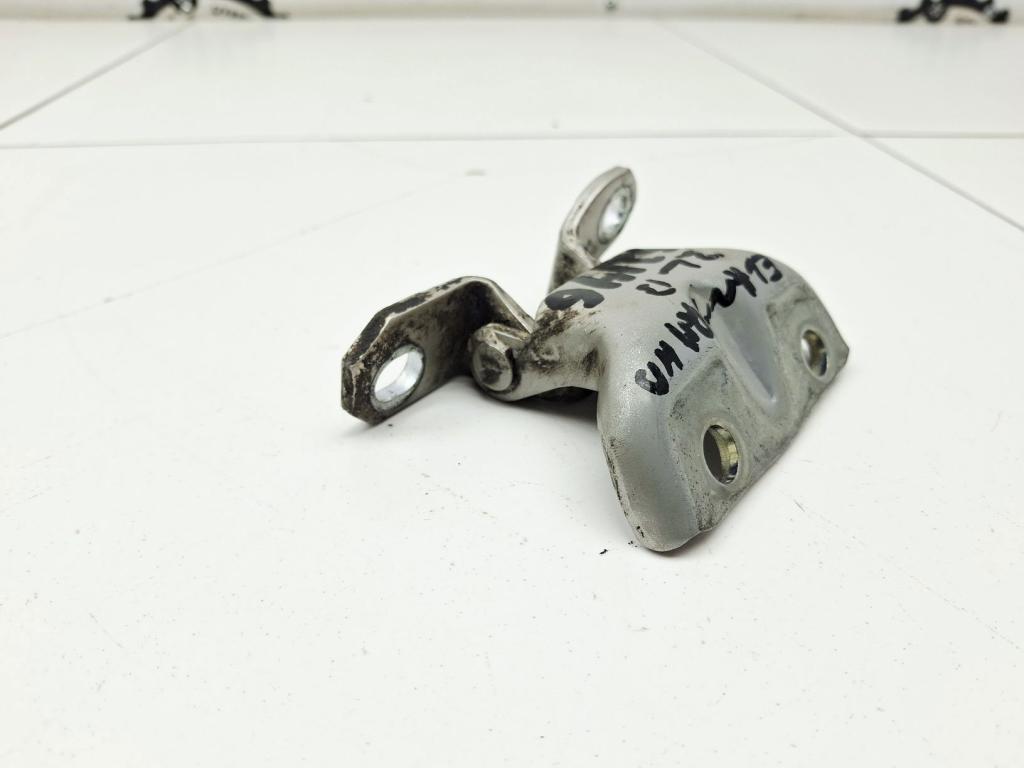 Петля двери задней левой верхняя, 500 рублей, Пермь