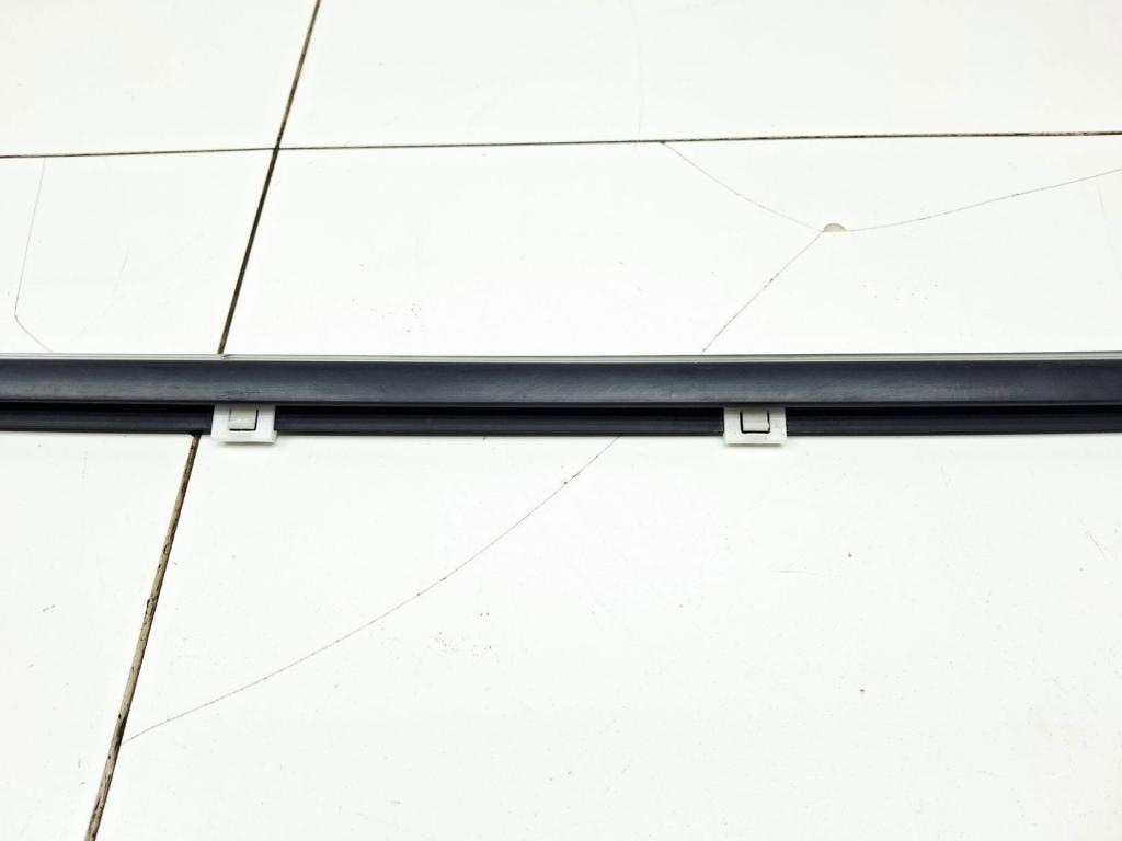 Накладка стекла заднего левого, 500 рублей, Пермь