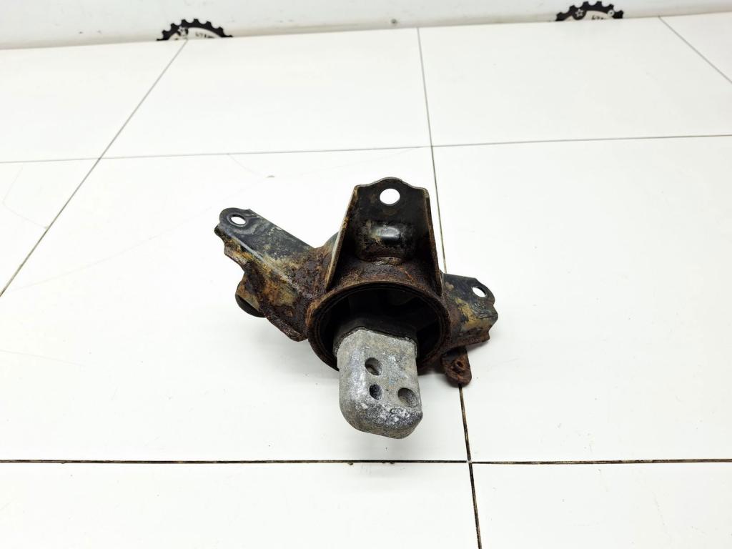 Опора КПП левая, 1500 рублей, Пермь