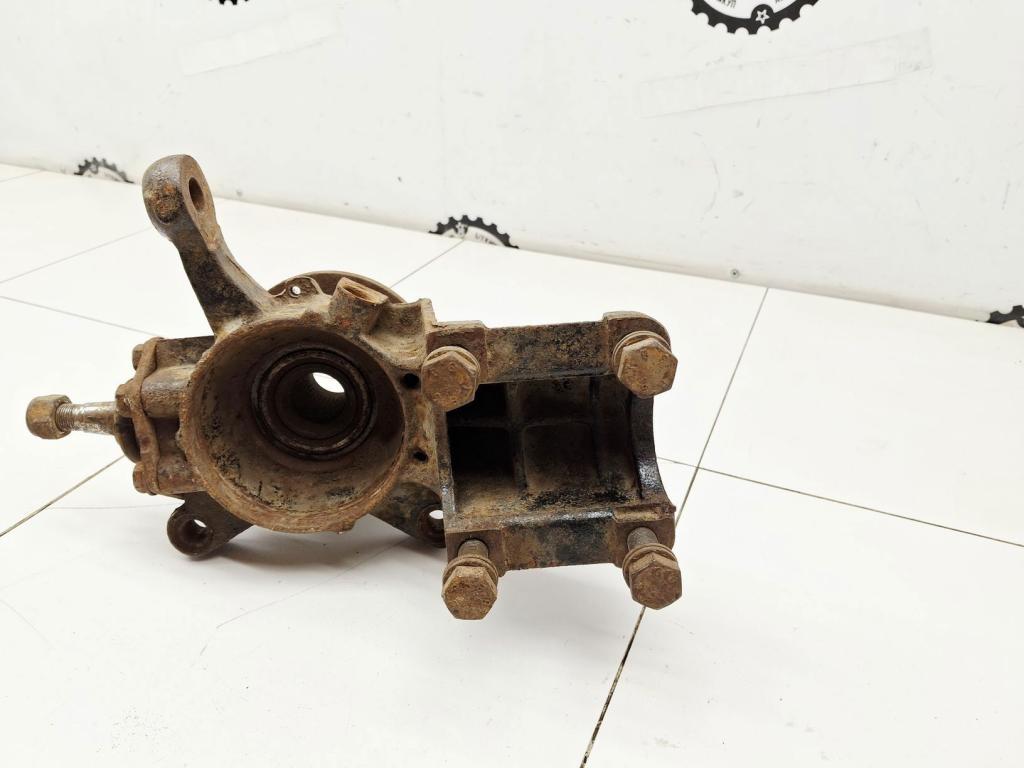 Кулак поворотный передний левый, 6000 рублей, Пермь