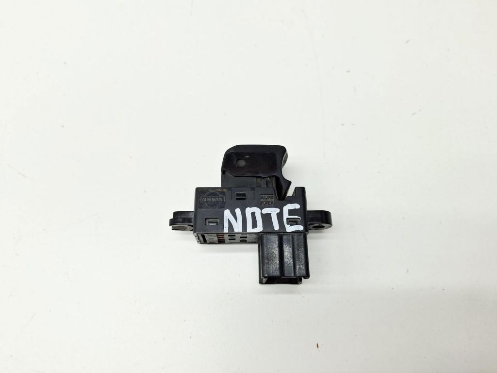 Кнопка стеклоподъемника, 500 рублей, Пермь