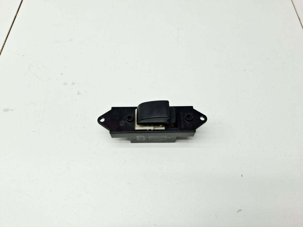 Кнопка стеклоподъемника, 500 рублей, Пермь