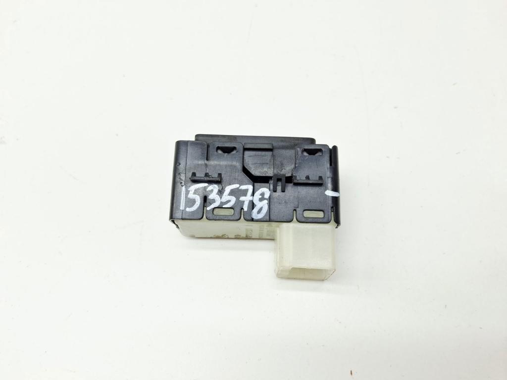 Кнопка стеклоподъемника, 500 рублей, Пермь