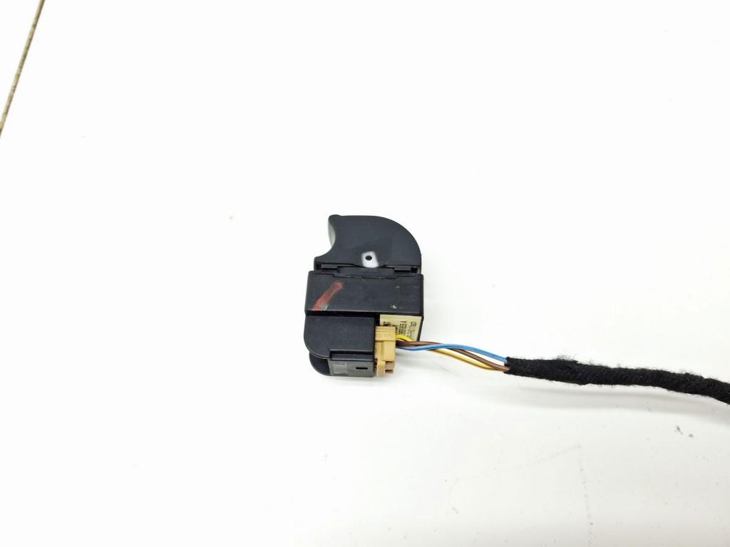 Кнопка стеклоподъемника, 500 рублей, Пермь