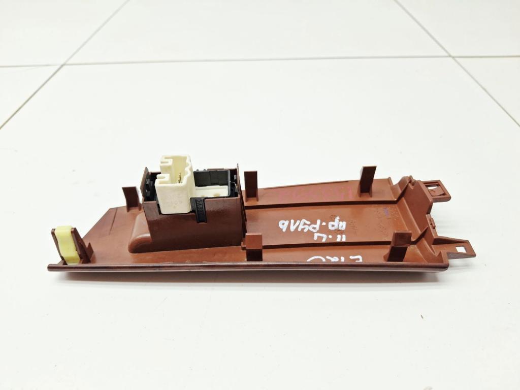 Кнопка стеклоподъемника, 500 рублей, Пермь