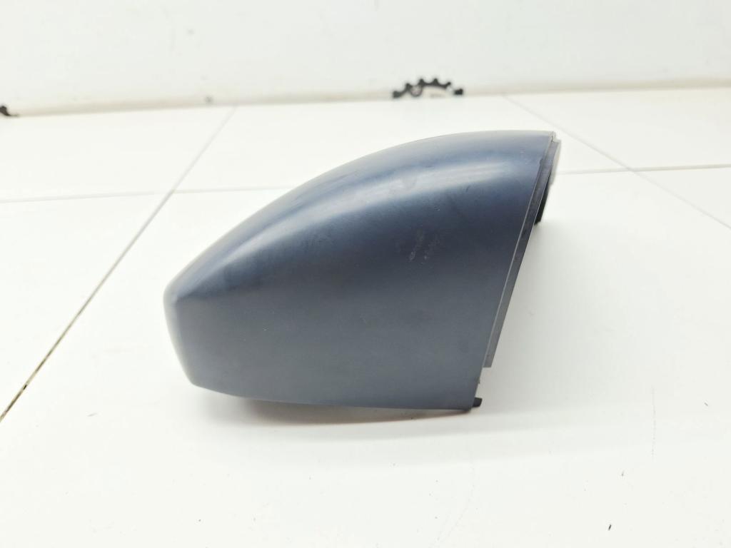 Накладка зеркала правого, 3000 рублей, Пермь