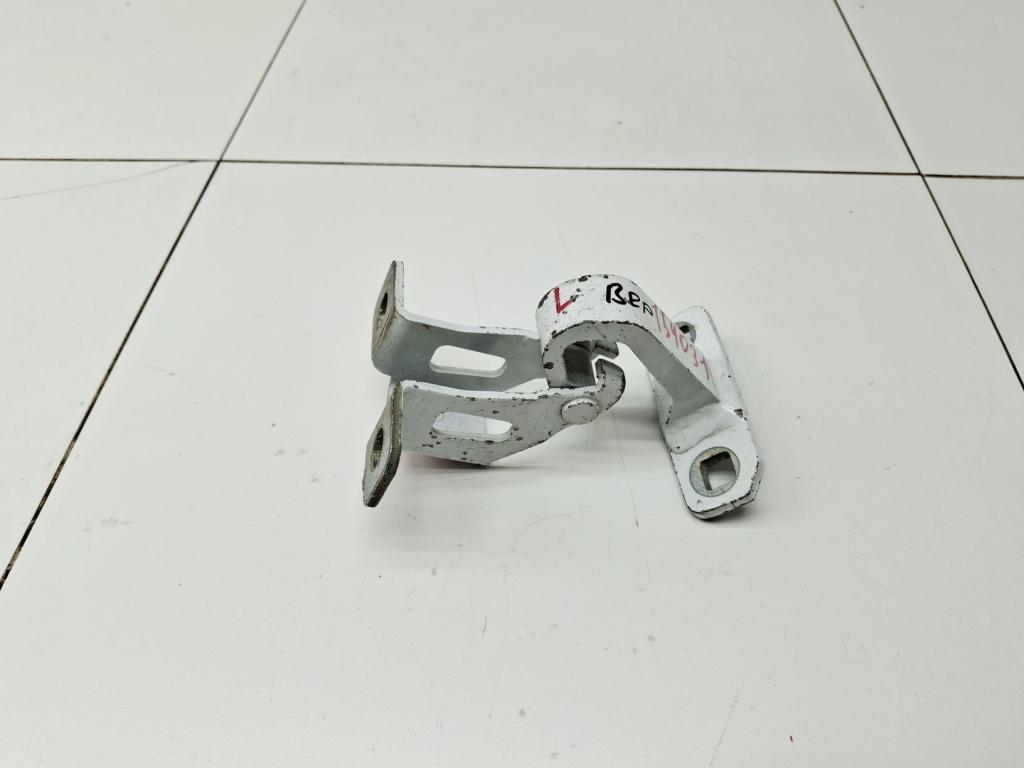 Петля двери багажника верхняя, 1000 рублей, Пермь