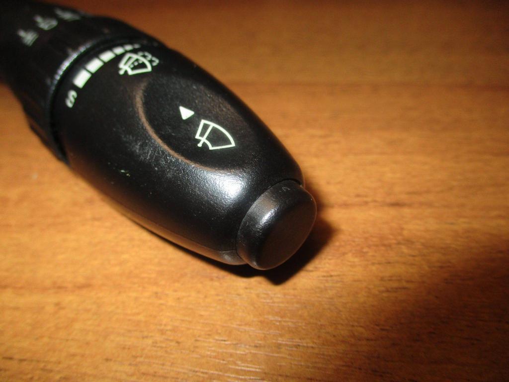 Переключатель стеклоочистителей, 1000 рублей, Пермь