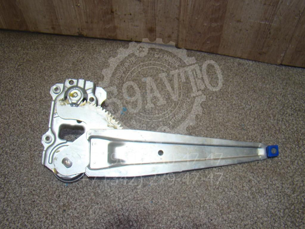 Стеклоподъемник механический задний правый, 550 рублей, Пермь