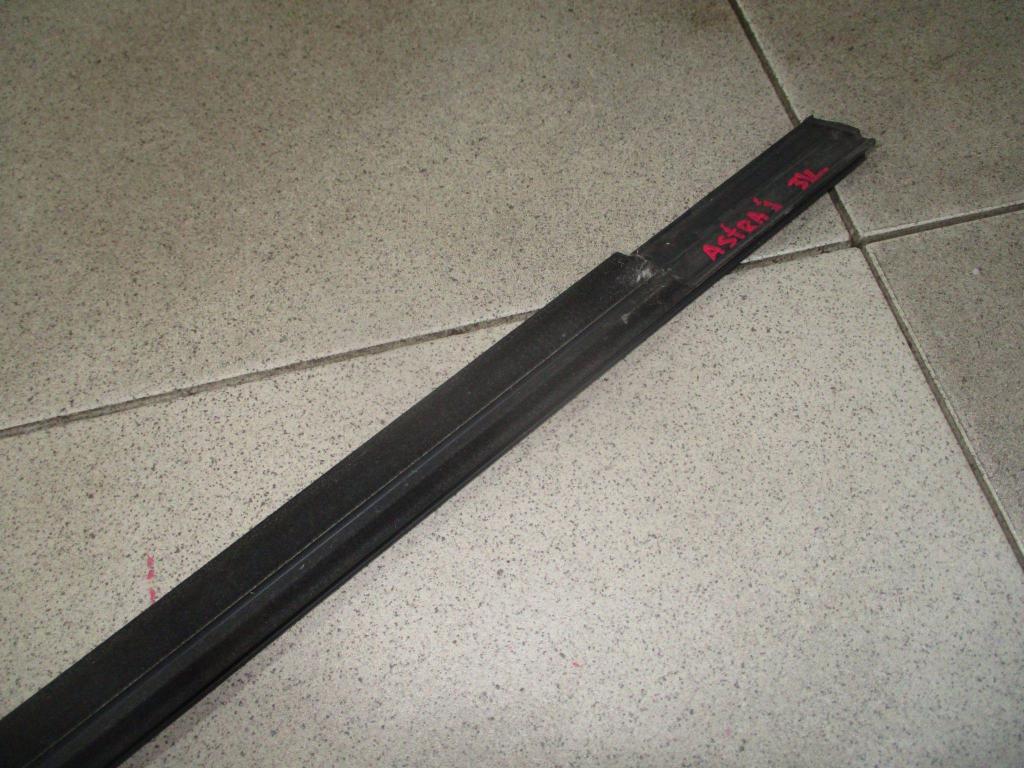 Накладка стекла заднего левого, 500 рублей, Пермь