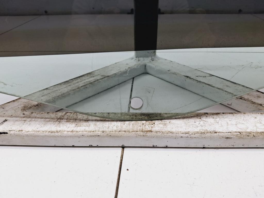 Стекло двери задней левой, 1000 рублей, Пермь