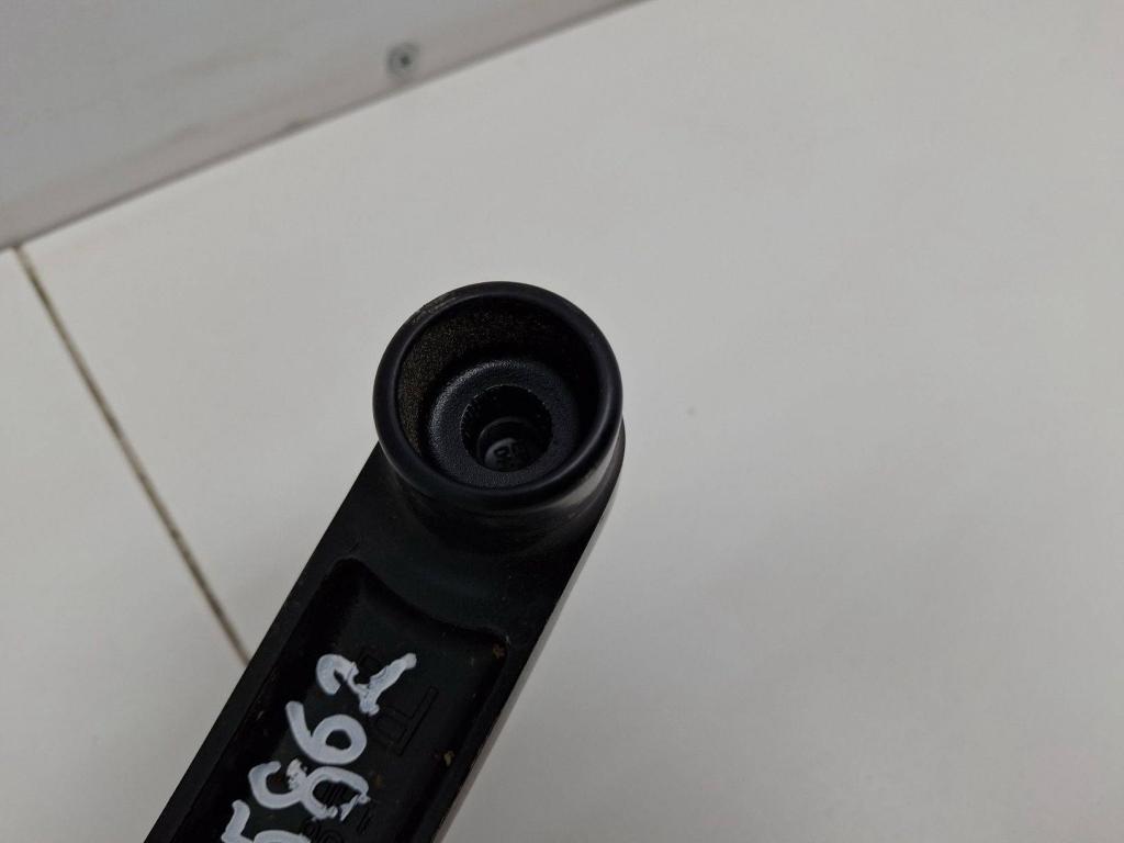 Поводок стеклоочистителя передний правый, 3000 рублей, Пермь