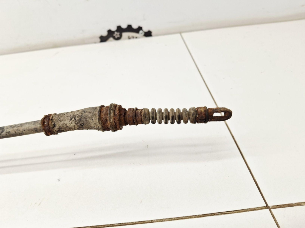 Трос ручника правый, 500 рублей, Пермь