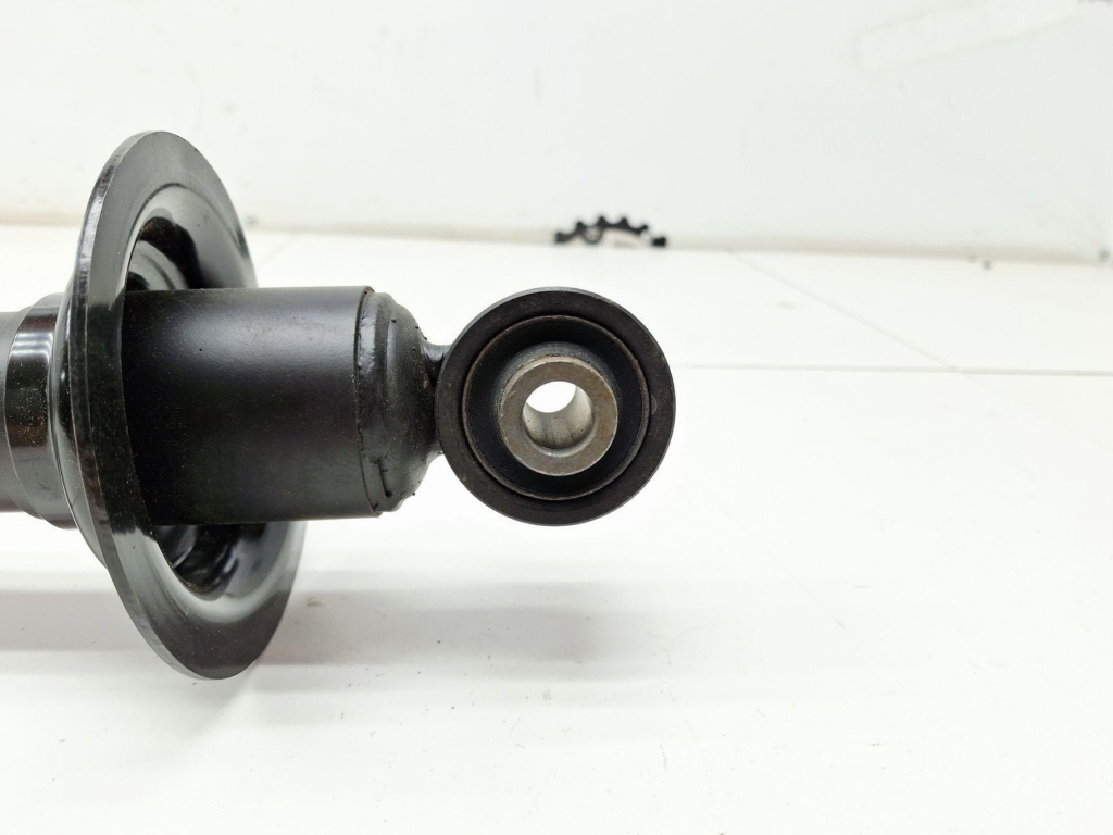 Амортизатор задний, 5000 рублей, Пермь