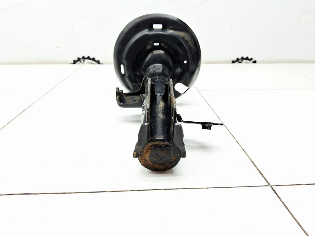 Амортизатор передний правый, 4000 рублей, Пермь