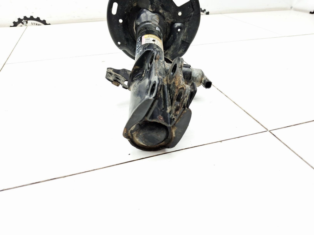 Амортизатор передний левый, 25000 рублей, Пермь