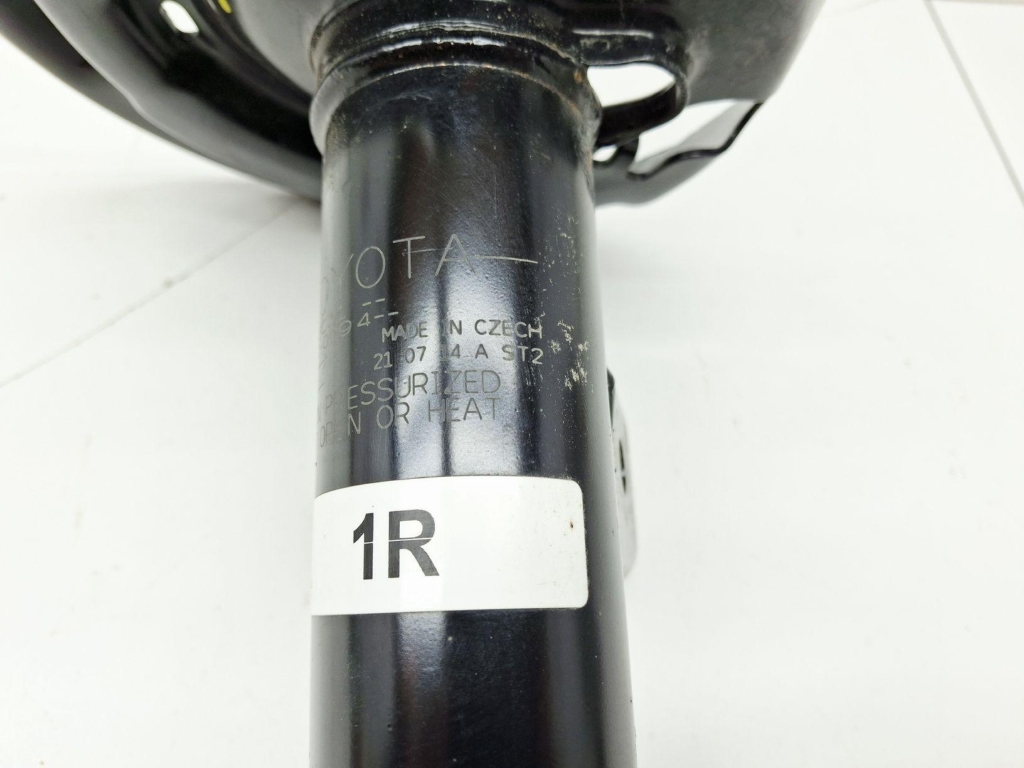 Амортизатор передний правый, 4000 рублей, Пермь