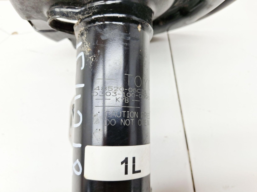 Амортизатор передний левый, 4000 рублей, Пермь