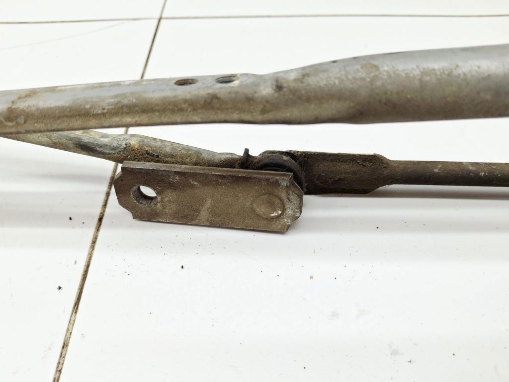 Трапеция дворников, 2000 рублей, Пермь