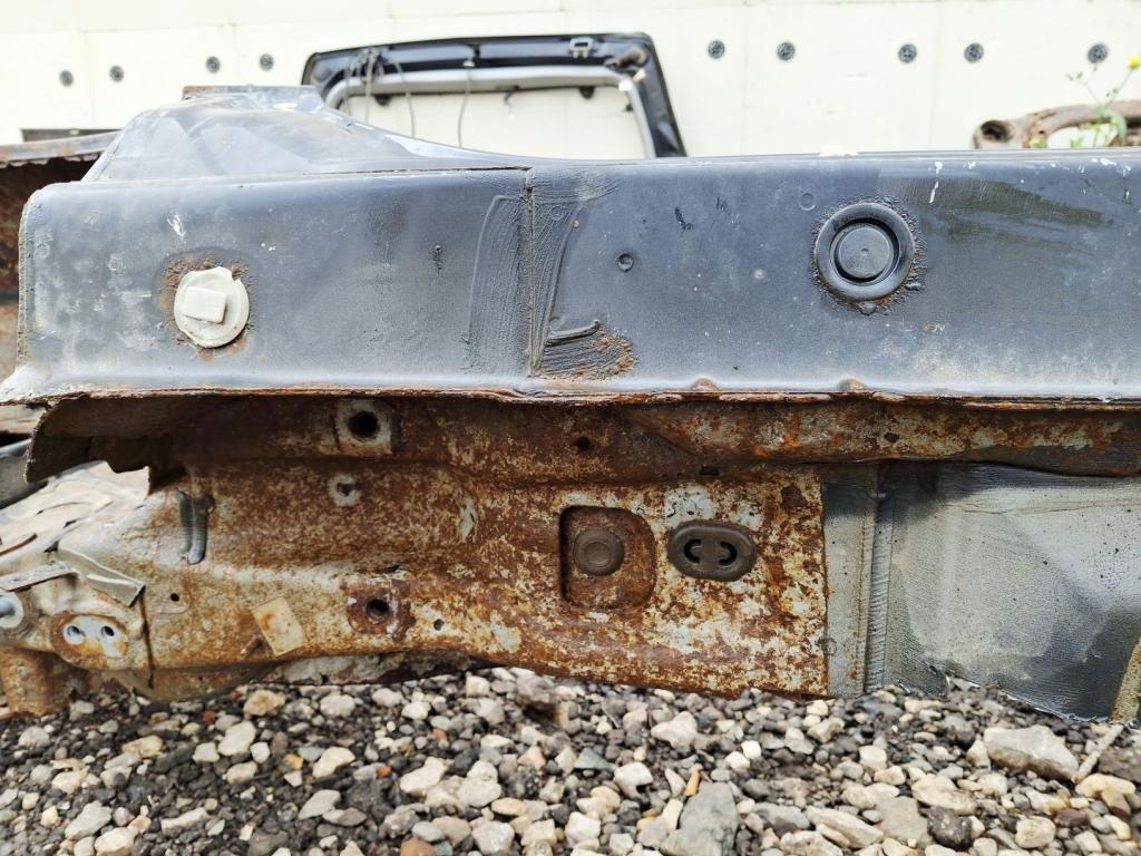 Порог со стойкой правый, 8000 рублей, Пермь