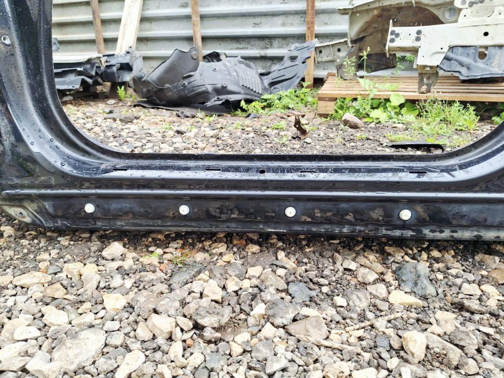 Порог со стойкой левый, 10000 рублей, Пермь