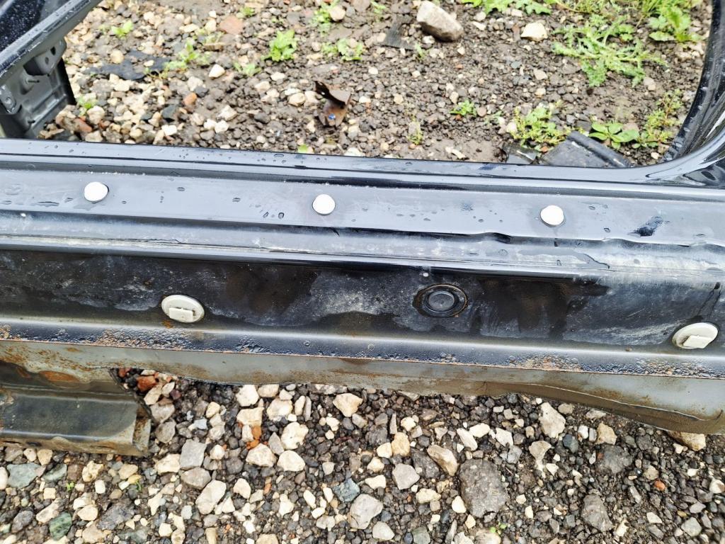 Порог со стойкой левый, 10000 рублей, Пермь