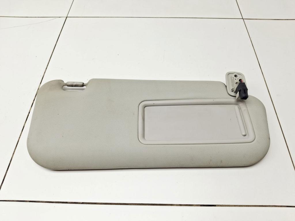 Козырек солнцезащитный правый, 1000 рублей, Пермь