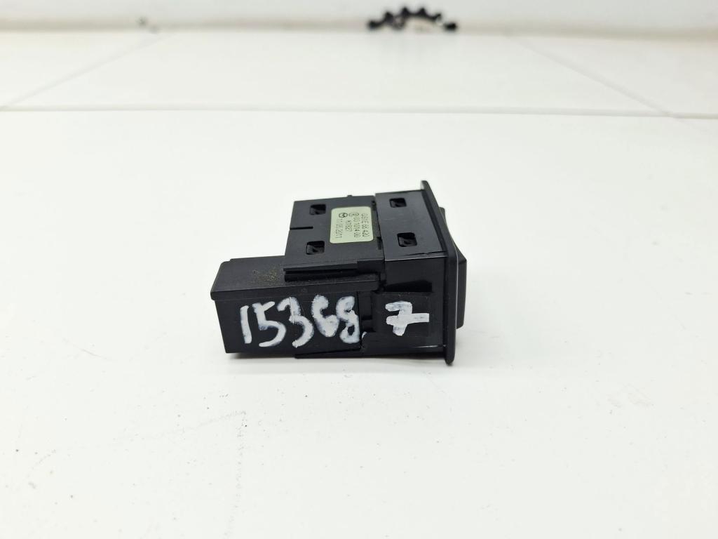 Кнопка обогрева сидений, 500 рублей, Пермь