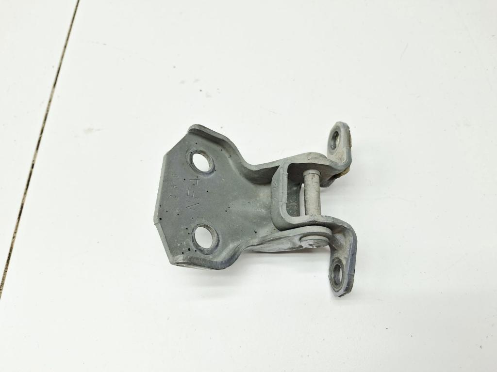 Петля двери задней левой верхняя, 500 рублей, Пермь