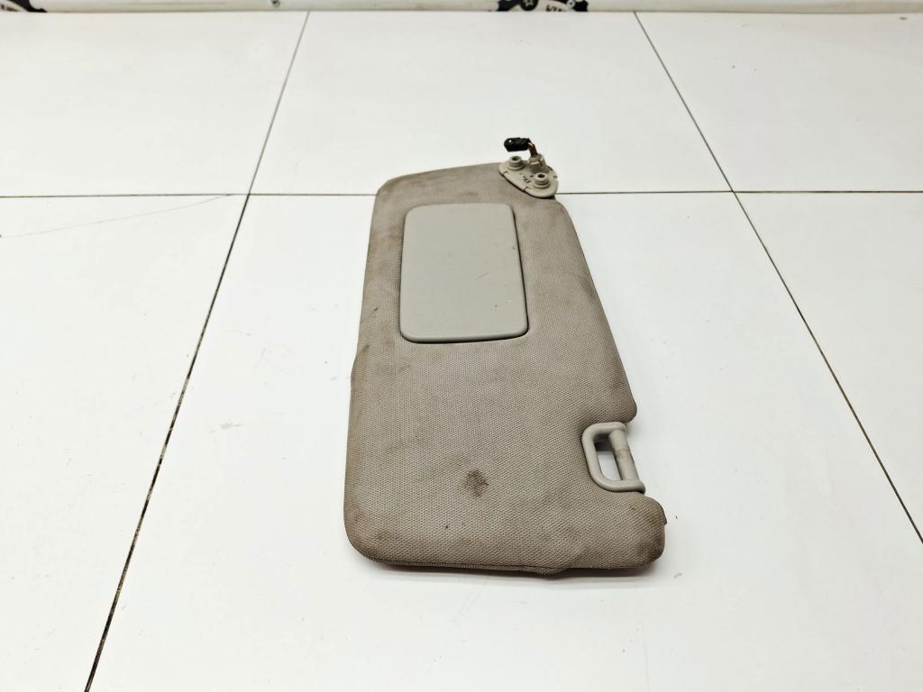 Козырек солнцезащитный левый, 1000 рублей, Пермь