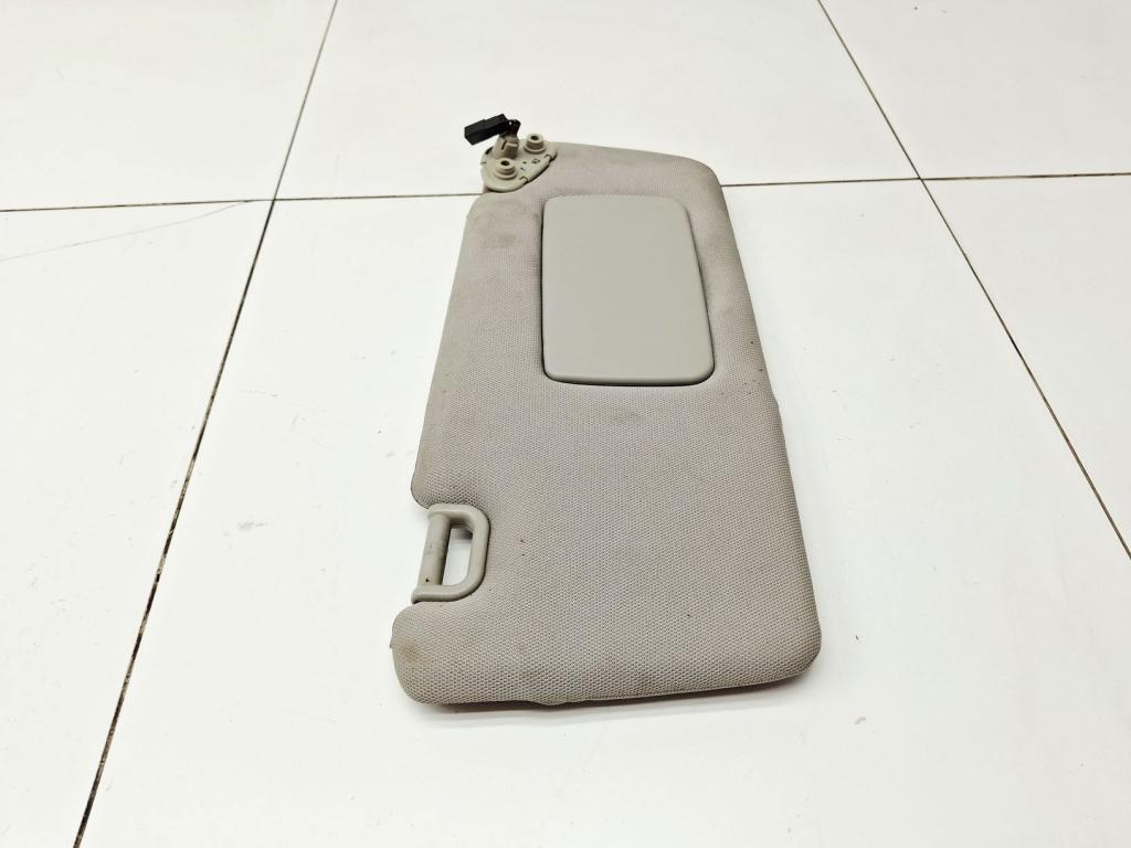 Козырек солнцезащитный правый, 1000 рублей, Пермь