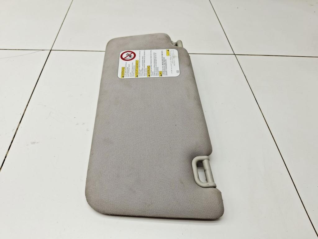 Козырек солнцезащитный правый, 1000 рублей, Пермь