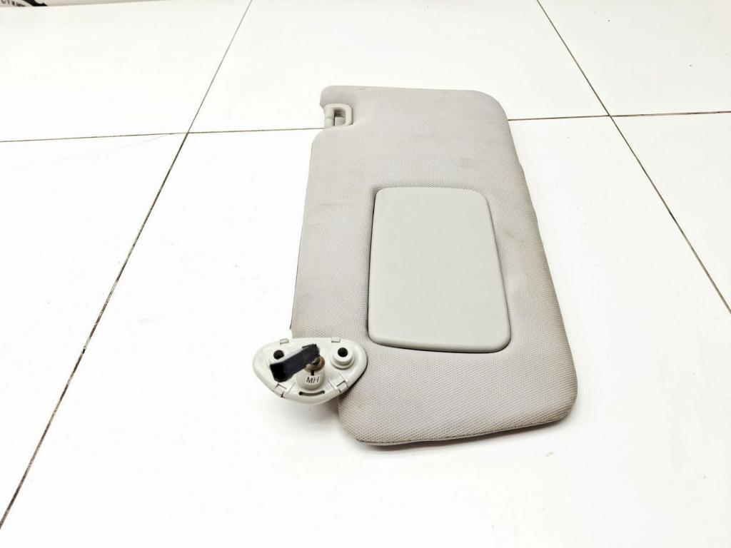 Козырек солнцезащитный левый, 1000 рублей, Пермь