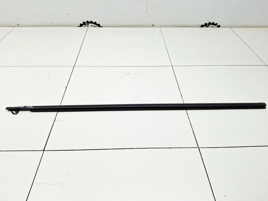 Накладка стекла переднего левого, 1500 рублей, Пермь