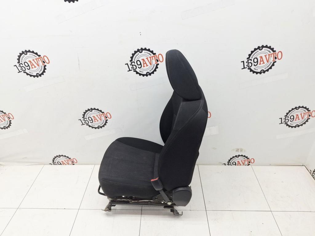 Сиденье переднее правое, 7000 рублей, Пермь