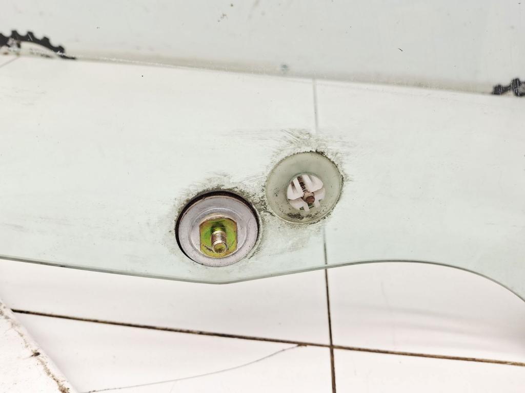 Стекло двери передней левой, 2000 рублей, Пермь